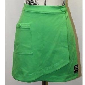 Green z spoke wrap skirt